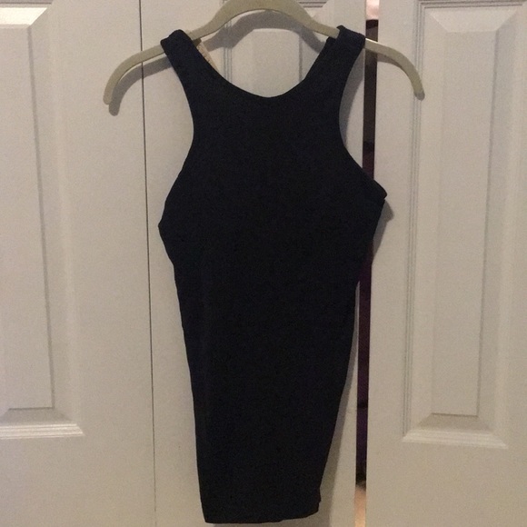 lululemon athletica Tops - Lululemon black tank top sz 6 57371